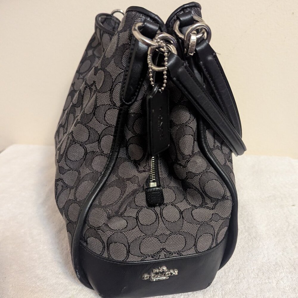 Black and Gray Phoebe Shoulder Coach purse - Picture 2 of 2